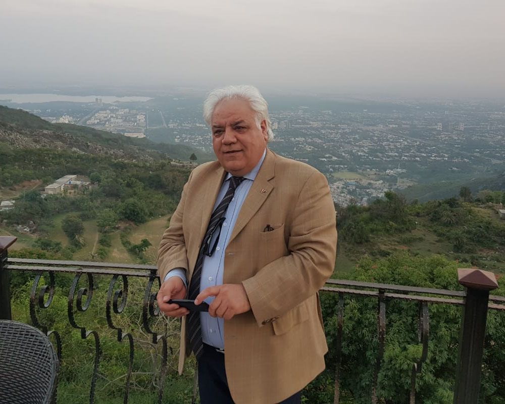 Yunus ULUPINAR Kimdir?